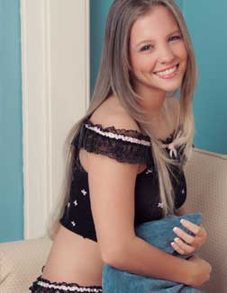 lavnya 22 year female call girls in Bhopal